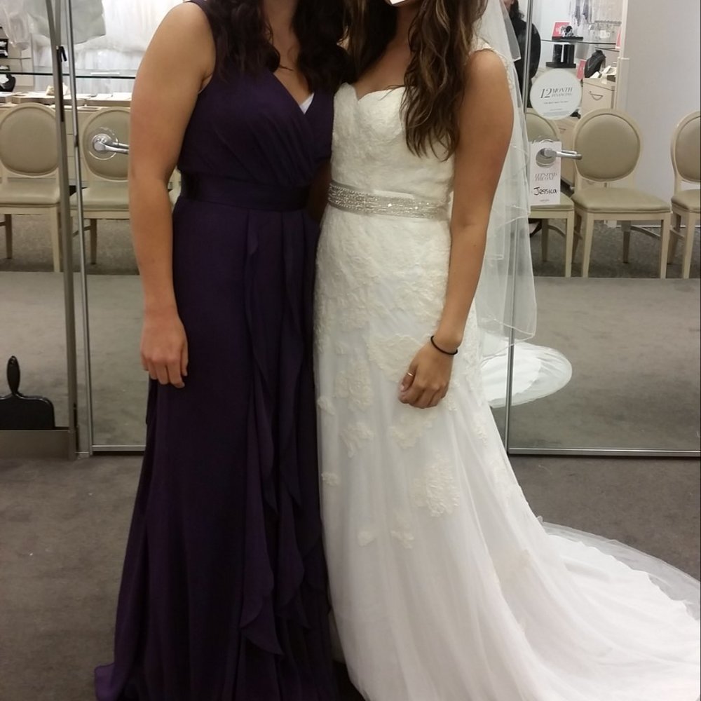 Davids Bridal Keyhole Back Lace Wedding Dress Sz 6